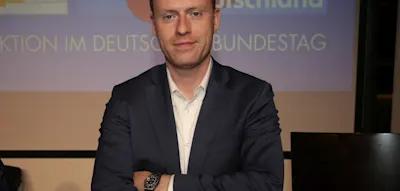 AfD Sachsen-Anhalt will Bundestagsabgeordneten ausschließen – der wittert eine Kampagne