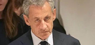 „Donnerschlag“ in Frankreich – Sarkozy enthüllt in Buch Telefonat mit Le Pen