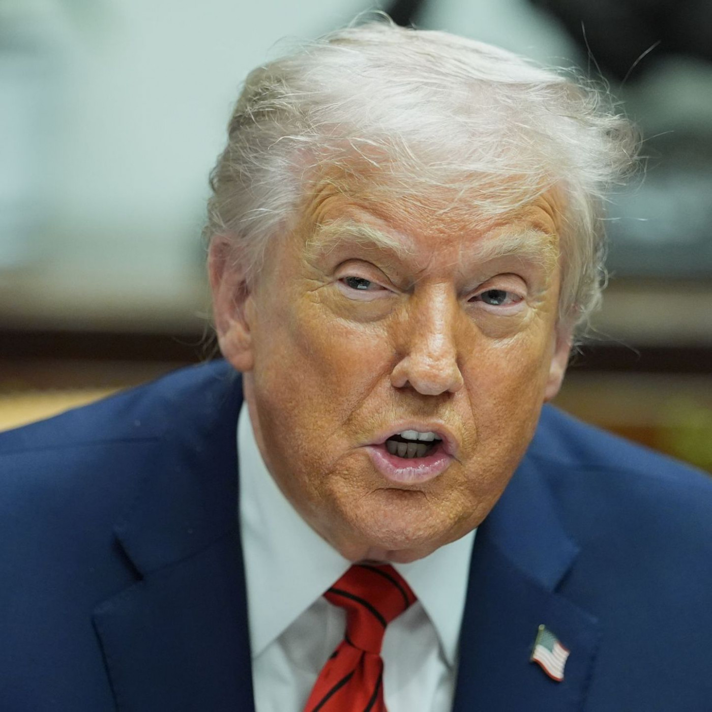 Trump spricht sich für den Verkauf von CNN aus