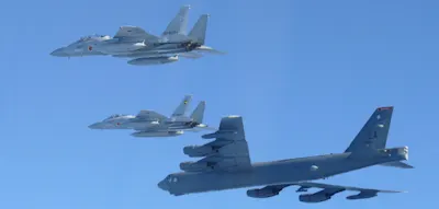 USA und Japan demonstrieren mit Kampfflugzeugen Stärke gegenüber China