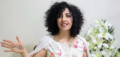 Nobelpreisträgerin Narges Mohammadi im Iran gewaltsam festgenommen