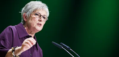 „Es ist ein Gebot der Menschlichkeit“ − Grünen-Fraktionschefin kritisiert Dobrindts harten Kurs