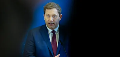 &bdquo;Jeder wird sp&uuml;ren, dass wir sparen&ldquo; &ndash; Klingbeil k&uuml;ndigt harte Einschnitte an