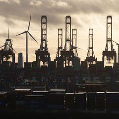 Wirtschaft w&auml;chst nur langsam - Inflation bleibt z&auml;h