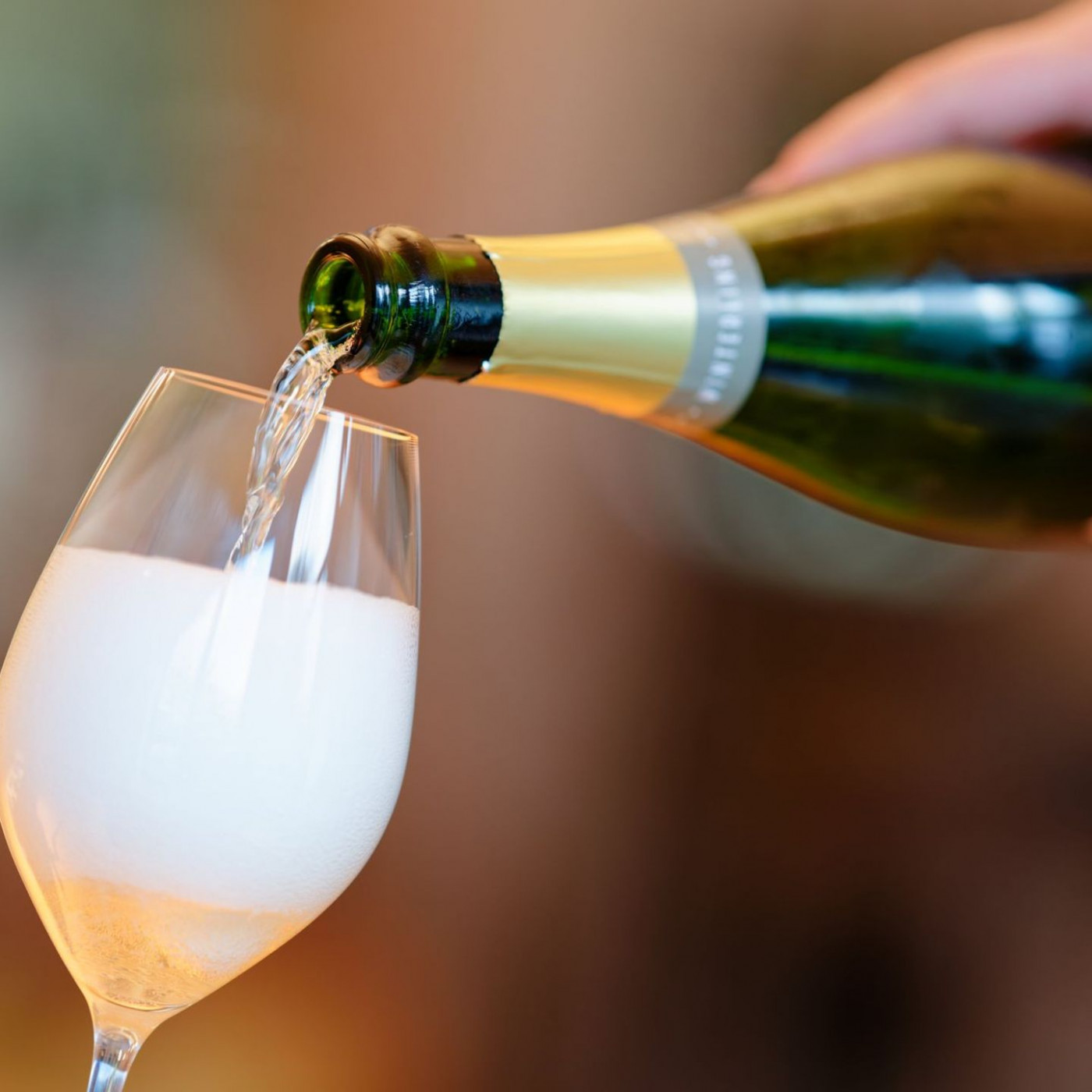 Sektkonsum sinkt: 10 Gl&auml;ser weniger pro Kopf