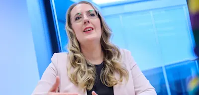 Ein Bus pro Stunde &ndash; Gr&uuml;nen-Fraktion f&uuml;r &bdquo;Mobilit&auml;tsgarantie&ldquo; auf dem Land