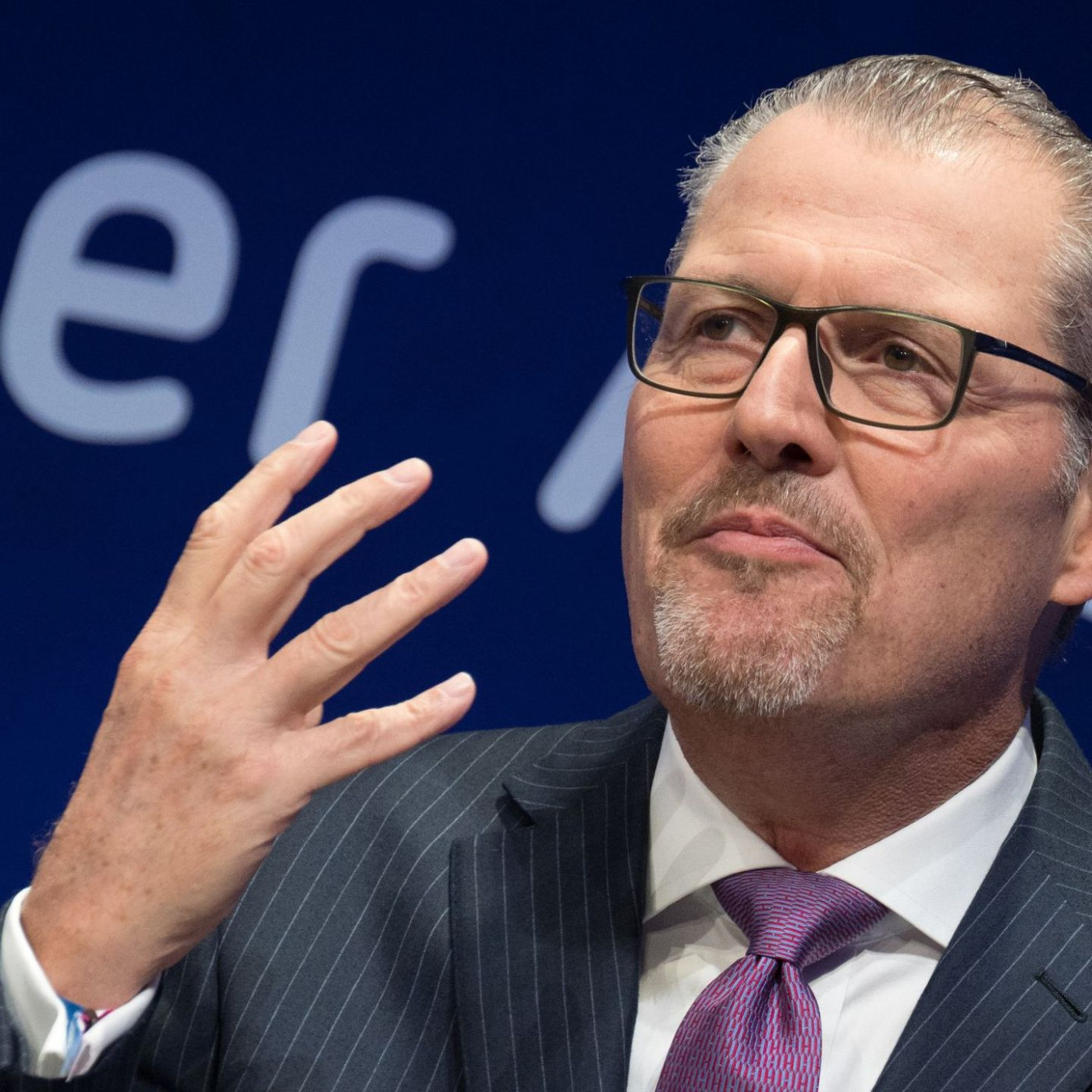 Arbeitgeberpr&auml;sident verlangt "gro&szlig;en Wurf"