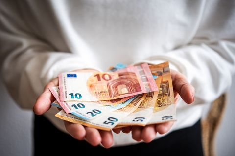 Jeder Zweite will 2026 spenden - vor allem die J&uuml;ngeren