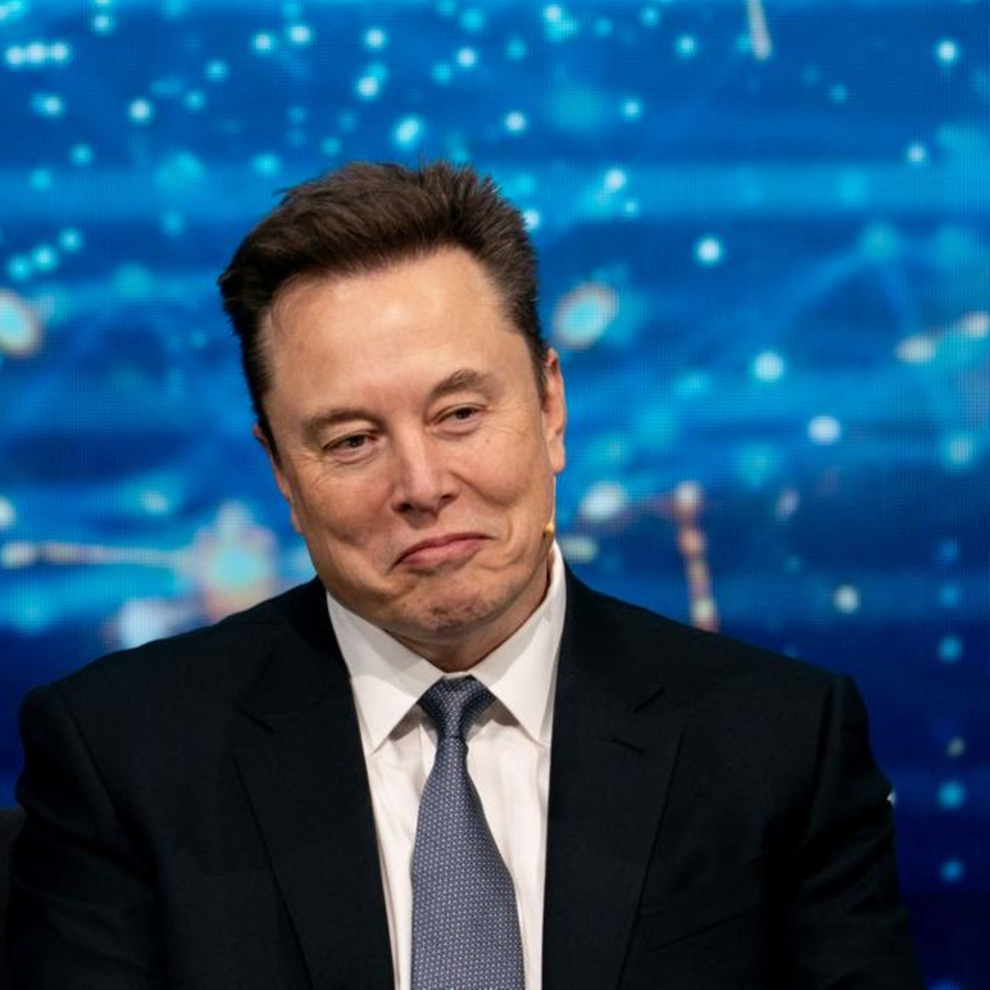 Elon Musk bekommt sein Porno-Problem nicht in den Griff