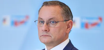 &bdquo;Sie spricht Chinesisch. Er nicht mal Englisch&ldquo;