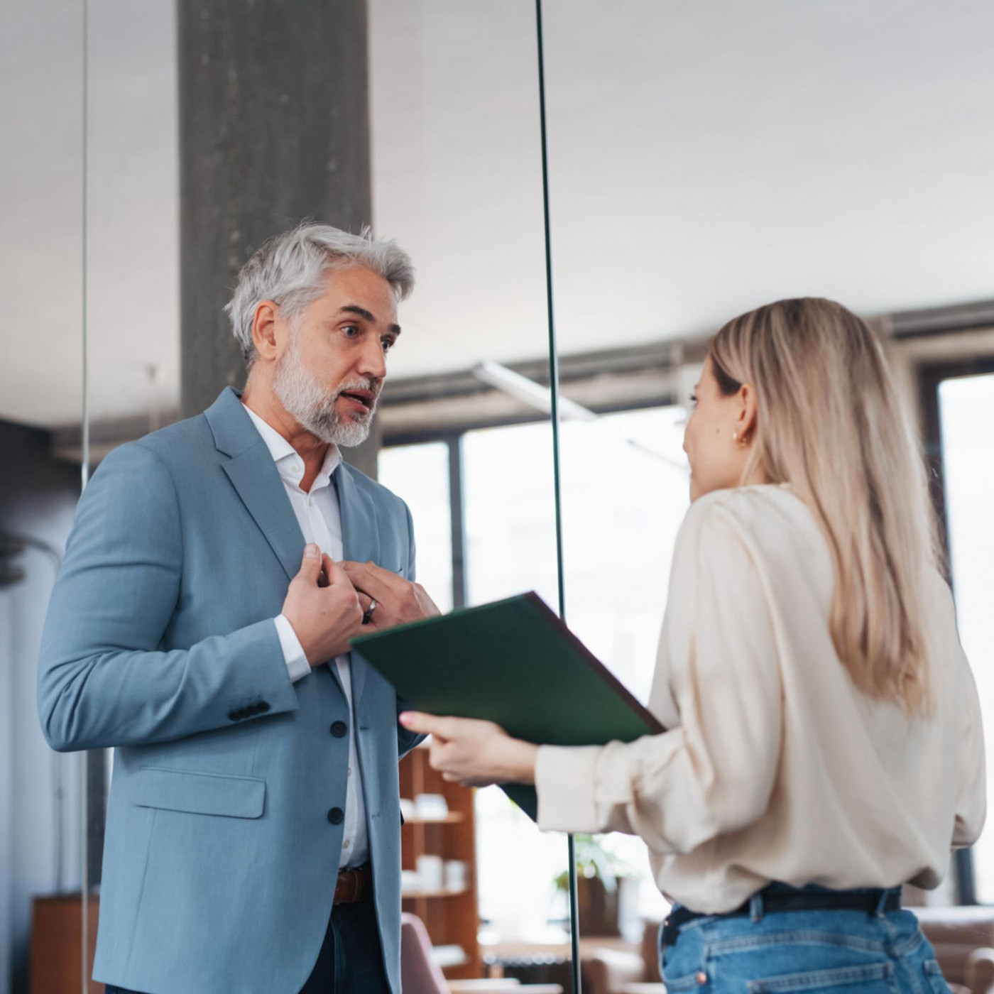 Zehn Dinge, die man niemals zu seinen Kollegen sagen sollte