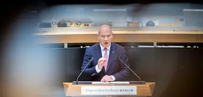 Null Euro f&uuml;r Linksextremismus-Pr&auml;vention &ndash; aber fast zwei Millionen gegen Rechts