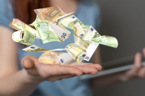 Wie kommt man zu 500.000 Euro Verm&ouml;gen? Umfrage zeigt kuriose Vorstellungen