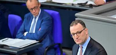 Jens Spahn meldet sich nach Ger&uuml;chten &uuml;ber Personalrochade zu Wort