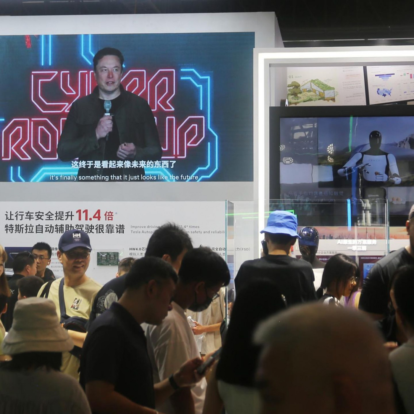 Elon Musk und seine Roboter: Wer ist hier der Bot?