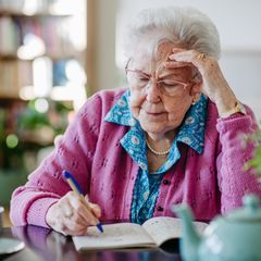 Wie wird die Witwenrente mit der eigenen Rente verrechnet?