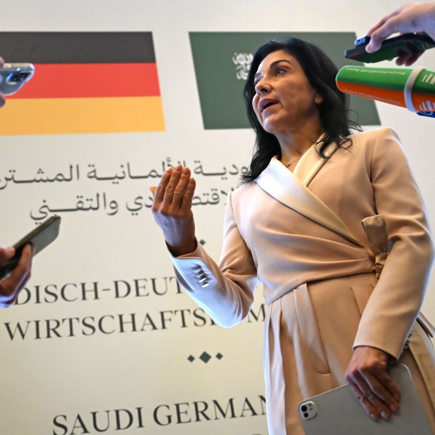 Reiche zu Gasspeichern: "Sorgen sind nicht angebracht"