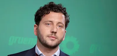 &bdquo;F&uuml;r mich ist moderne M&auml;nnlichkeit breit gef&auml;chert&ldquo;, sinniert Banaszak im &bdquo;Playboy&ldquo;