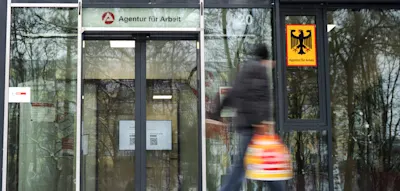 Gro&szlig;e Mehrheit der Deutschen h&auml;lt Sozialstaat f&uuml;r nicht mehr finanzierbar