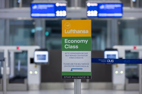 Lufthansa am Boden: Crew-Streik hat begonnen &ndash; hunderte Jets betroffen