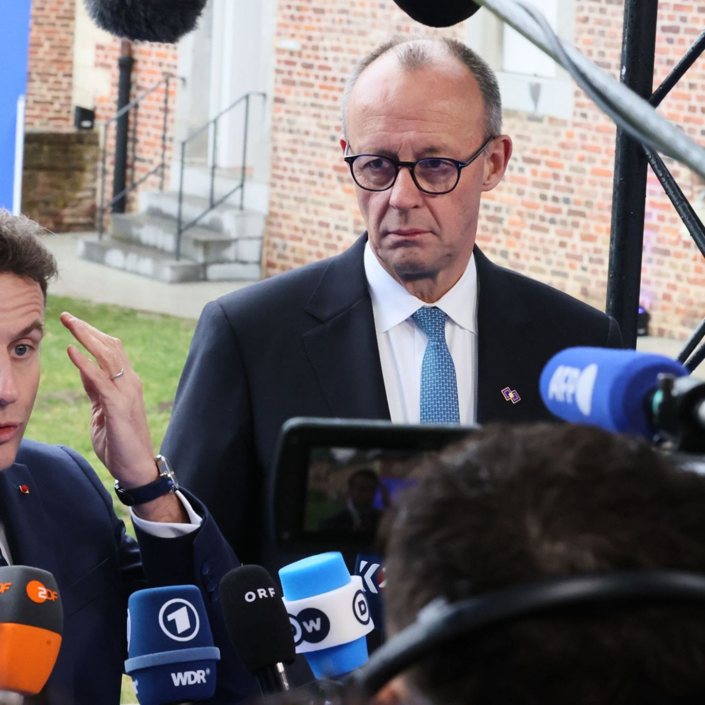 Merz und Macron uneins: Was stabilisiert Europas Wirtschaft?