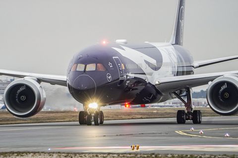 Lufthansa verkauft bislang gesperrte Business-Sitze