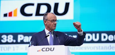 Merz mit 91,2 Prozent als Vorsitzender wiedergew&auml;hlt