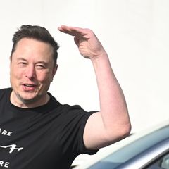 Tesla-Chef Musk will Robotaxis und Roboter auch in Europa