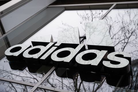 Adidas will Umsatz um zwei Milliarden Euro steigern