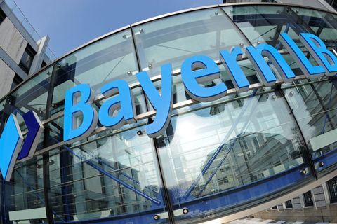 BayernLB-Gewinn sinkt - Online-Tochter DKB expandiert