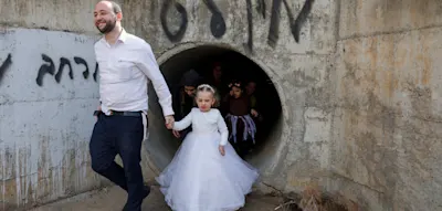 &bdquo;Ob die &sbquo;b&ouml;sen M&auml;chte&lsquo; jetzt vernichtet werden und es Frieden gibt? Nein. Daran glaube ich nicht&ldquo;