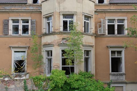 Wann Erben besser abrei&szlig;en &ndash; und wann sich Sanieren lohnt