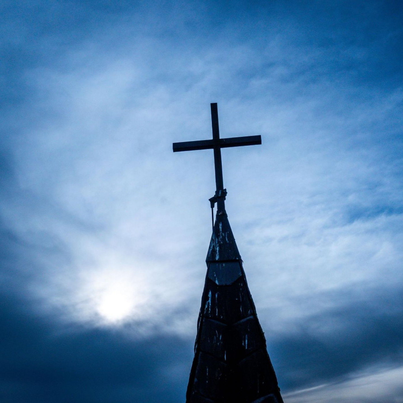 Kirchenaustritt allein ist kein Grund f&uuml;r K&uuml;ndigung eines Kirchenjobs