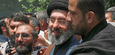 Audioaufnahme enth&uuml;llt &ndash; Modschtaba Chameinei soll nur um Sekunden dem Tod entgangen sein