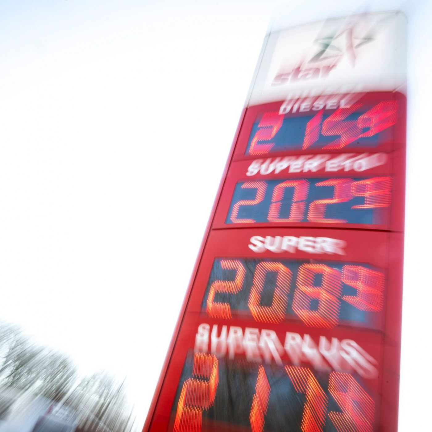 Hohe Spritpreise &ndash; L&auml;nder machen Druck auf Ministerin Reiche