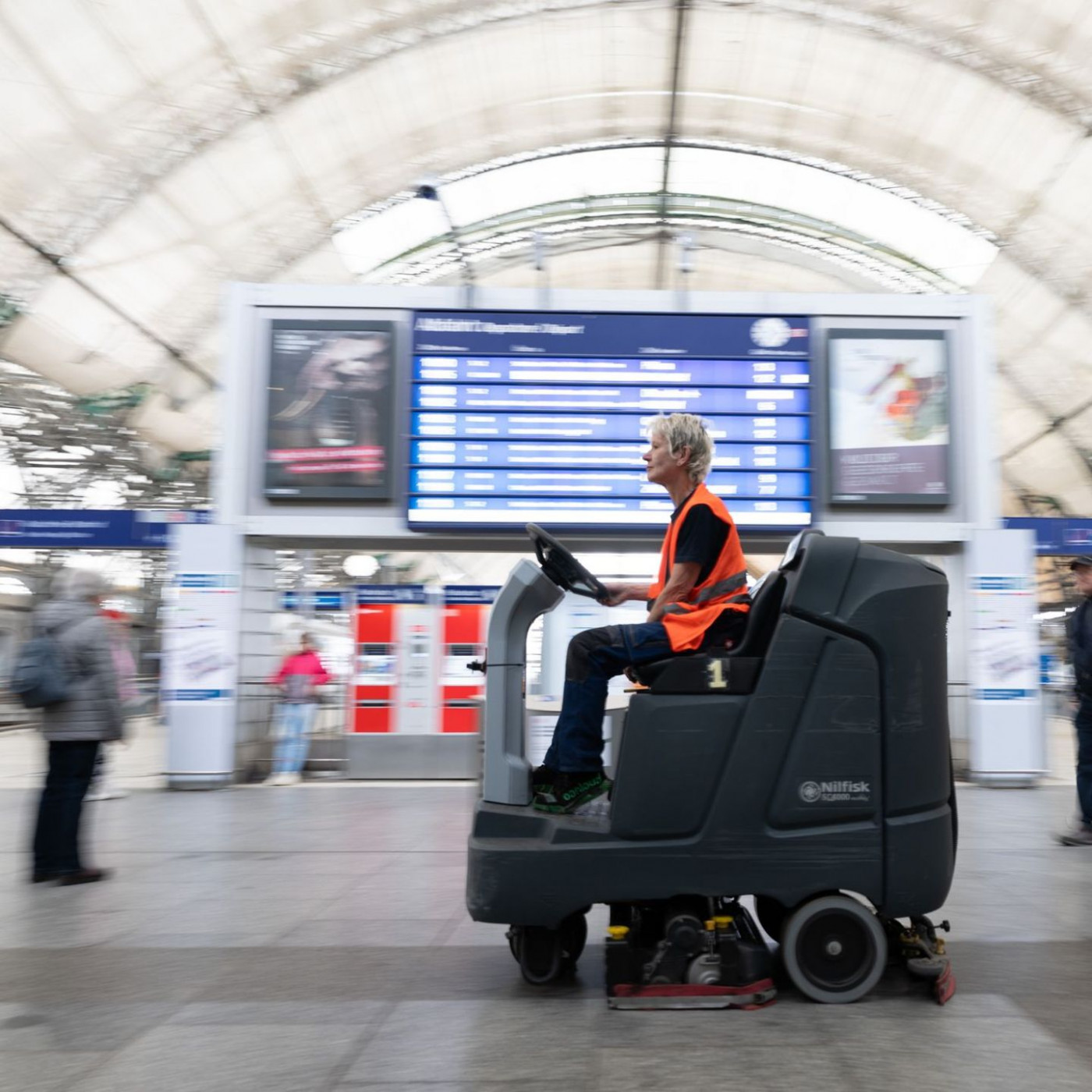 Deutsche Bahn startet Fr&uuml;hjahrsputz an 1.400 Bahnh&ouml;fen