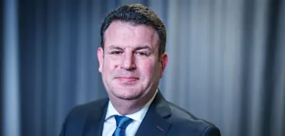 &bdquo;Zu langweilig, zu beh&auml;big und zu beliebig&ldquo;, sagt Heil &uuml;ber die SPD