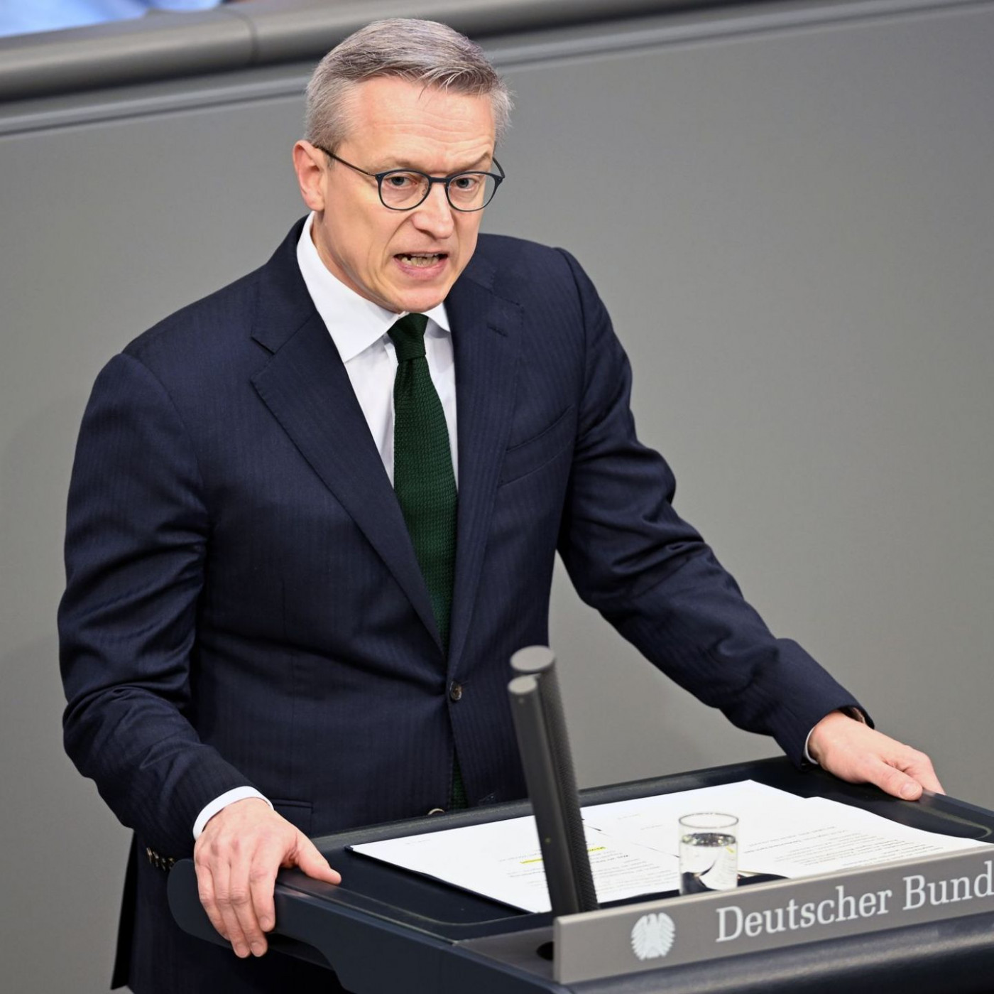 Wildberger: KI ersetzt Programmierer und Callcenter-Agenten