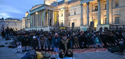&bdquo;Akt der Vorherrschaft&ldquo; &ndash; Streit &uuml;ber muslimisches Gebet am Trafalgar Square