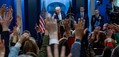 Trump droht Journalisten mit Haft wegen Infos zur Rettungsmission