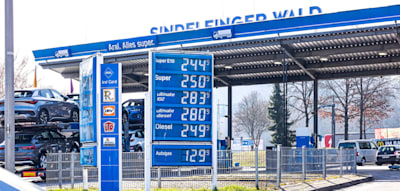 &bdquo;CO₂-Preis geh&ouml;rt auf Pr&uuml;fstand&ldquo; &ndash; Unionspolitiker fordern sofortige Entlastung bei Spritpreisen