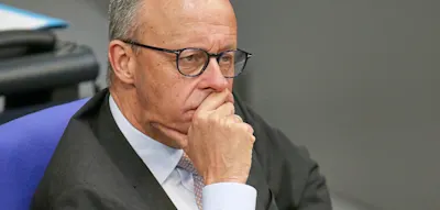 Merz pr&uuml;ft h&ouml;here Pendlerpauschale und niedrigere Stromsteuer &ndash; Kritik aus der SPD