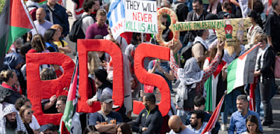 &bdquo;Komplizenschaft&ldquo; durch Zusammenarbeit &ndash;&nbsp;D&uuml;sseldorfer Studentenparlament fordert Israel-Boykott