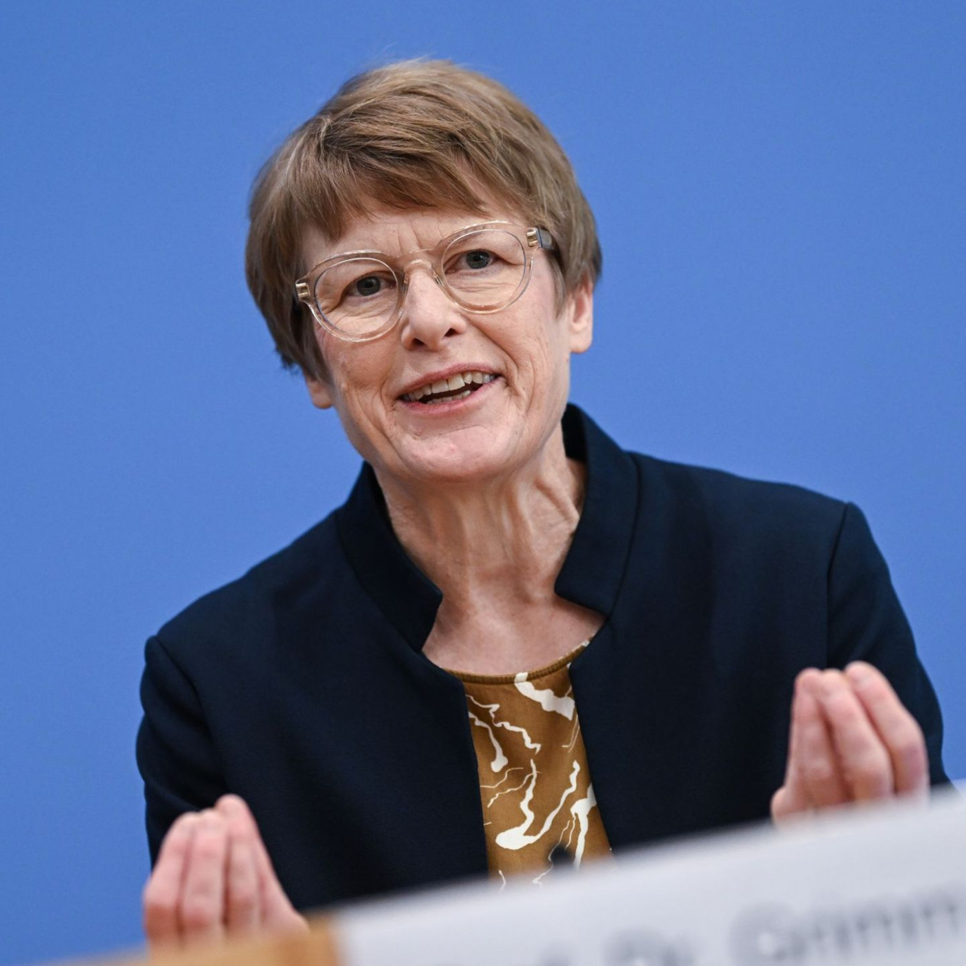 Wirtschaftsweise Grimm: Strukturreformen statt Notfallpakete