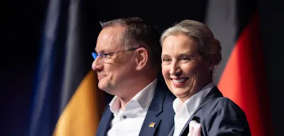 AfD baut Vorsprung aus &ndash; Union st&uuml;rzt auf schlechtesten Wert seit vier Jahren ab