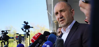 Russlandfreundlicher Ex-Pr&auml;sident Radew liegt mit B&uuml;ndnis bei Wahl in Bulgarien deutlich vorne