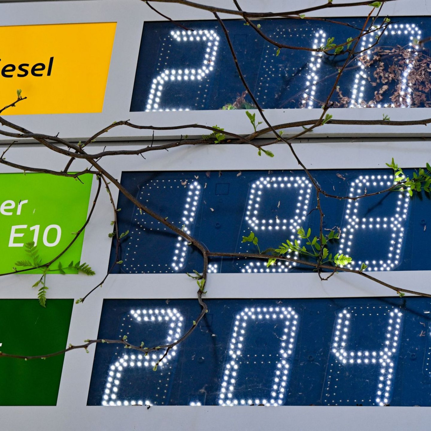 12-Uhr-Regel: Tanken ist schon am Morgen relativ g&uuml;nstig