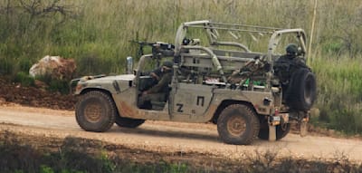 Zwei Soldaten m&uuml;ssen wegen zerst&ouml;rter Jesus-Statue in Haft