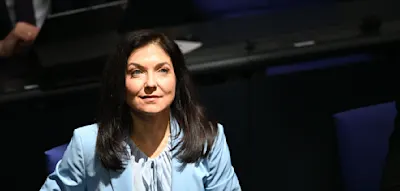 Reiche lie&szlig; Mail-Accounts von Mitarbeitern durchleuchten