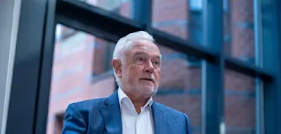 &bdquo;Du Eierarsch, Dir werde ich das zeigen&ldquo; &ndash; Kubicki macht Merz Kampfansage